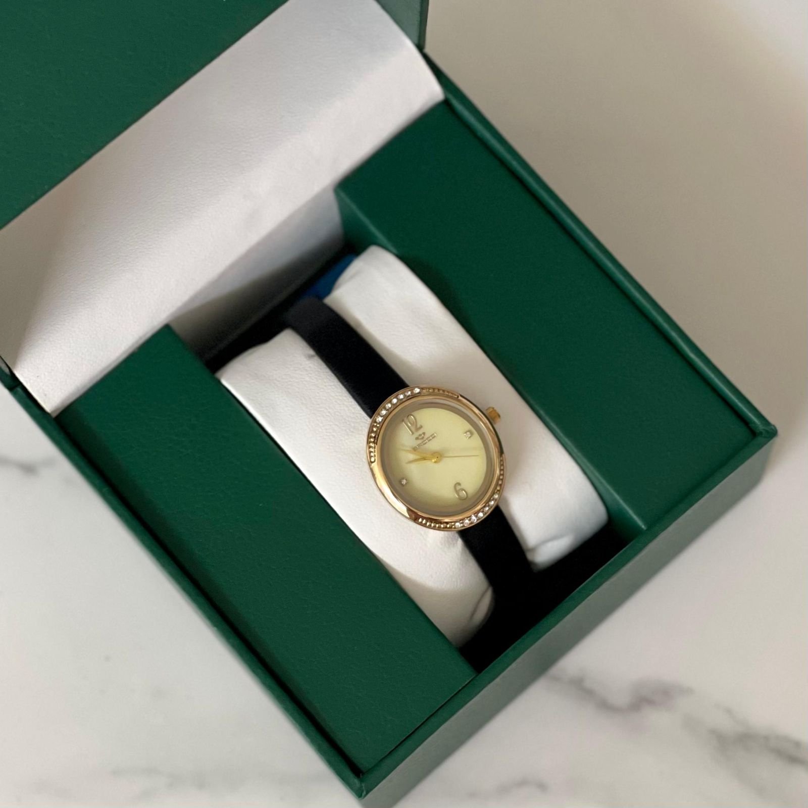 WhatsApp Image 2024-06-07 at 8.04.03 AM ساعة جلدية اسود وذهبي - Image 1