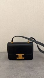 حقيبه celine