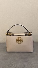 حقيبه توري بورش