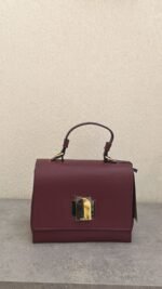حقيبه furla